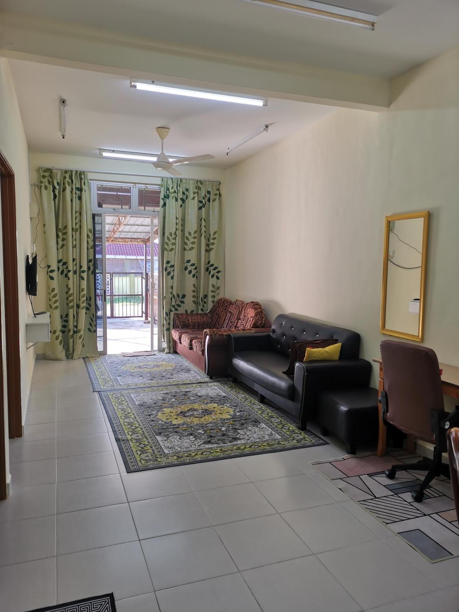 Wafiy Homestay Macang Екстер'єр фото
